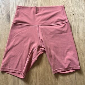 lululemon align shorts size 6